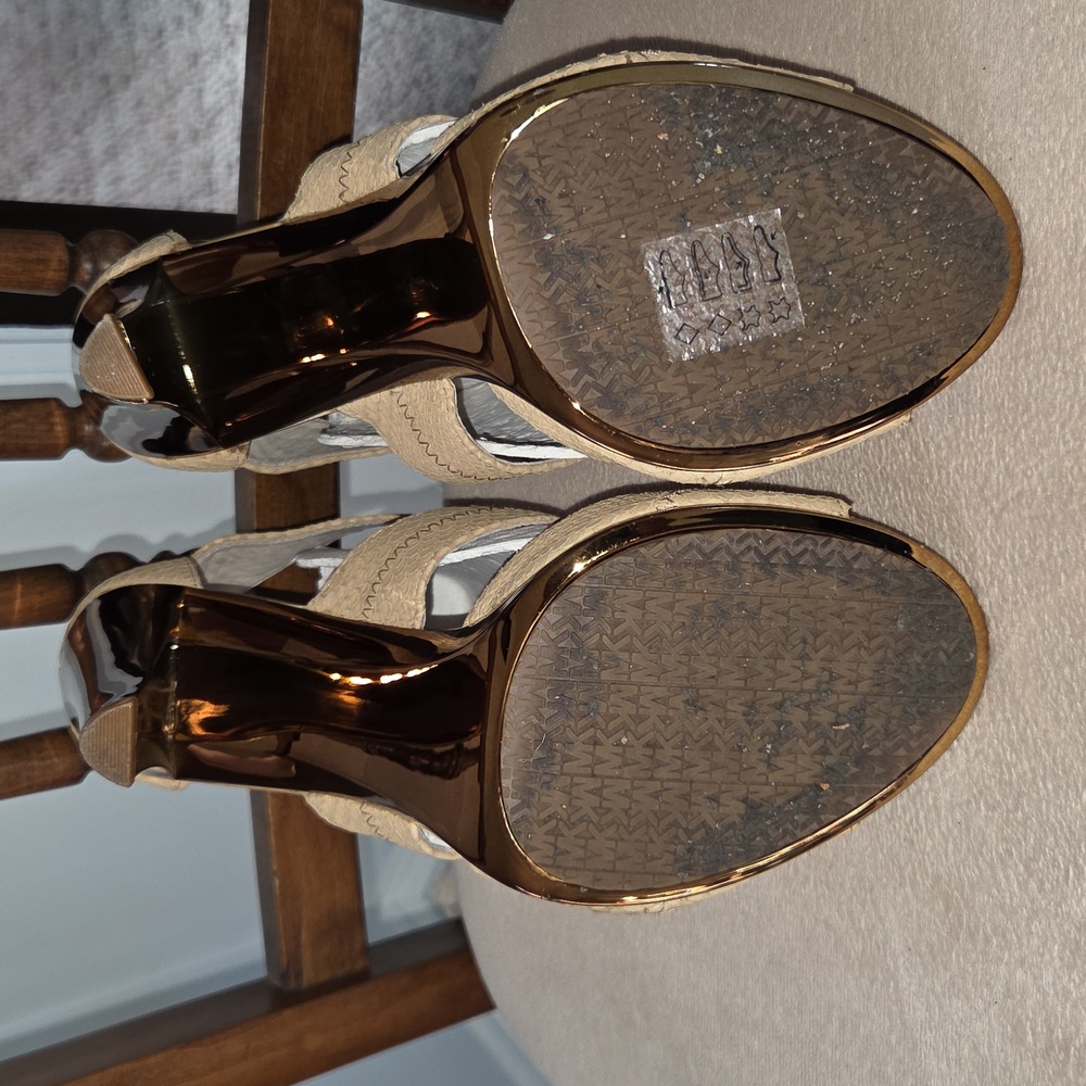 MK Gorgeous High Heel Sandals - Picture 4 of 7